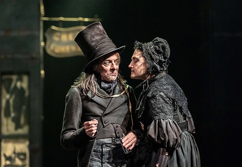 Upplev magin i Oliver! musikalen i London – Boka biljetter nu!