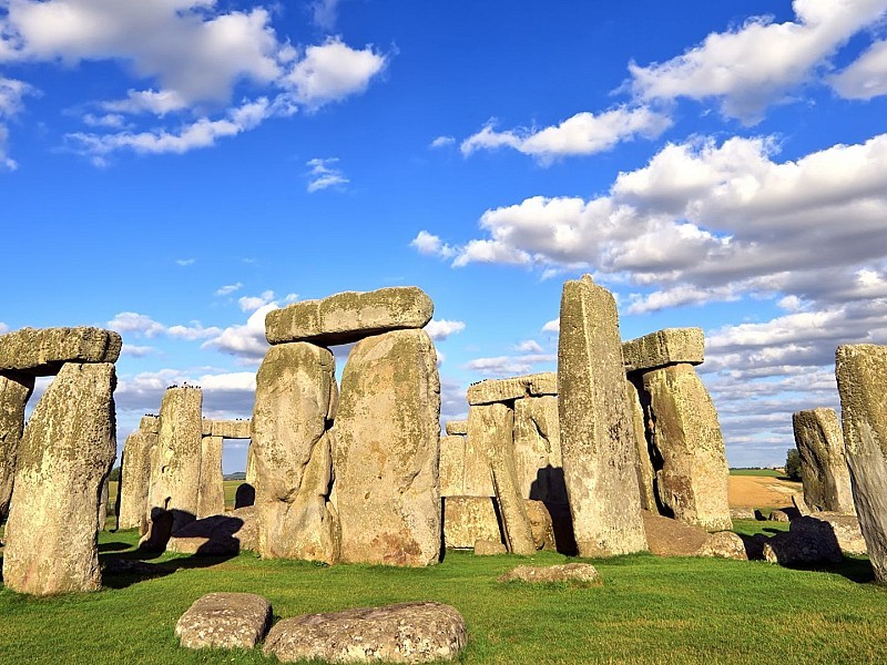 Windsor, Stonehenge & Bath – Stonehenge entry only